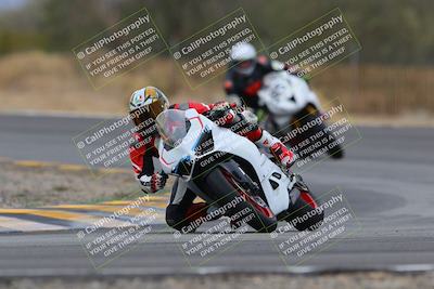 media/Jan-15-2023-SoCal Trackdays (Sun) [[c1237a034a]]/Turn 3 (1115am)/